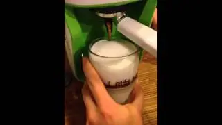Produkttest: Espressoautomat »Cubo« - Latte Macchiato machen