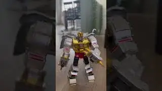 REVEALING GRIMLOCK 