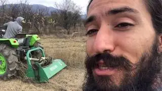 Почистване на Градината и Фермата с ЖельоМир. Mulching my Backyard Farm & Garden in Bulgaria JelioTV