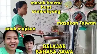 EMPLOYER'S CHILD LEARNS JAVANESE - COOKS 6 MENUS FOR PRAYER