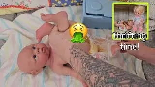 Huge diaper Blowout! Poop Explosion for Silicone Baby| Let's go Thrifting! Changing Reborn Baby