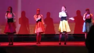 На нашій Україні дівчата наймиліші . автор песни Наталія Май