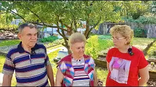 ОТПАХАЛИ ВСЮ ЖИЗНЬ, А ПЕНСИЯ 12 ТЫСЯЧ. РЕАЛЬНАЯ ЖИЗНЬ ПЕНСИОНЕРОВ В СВОЕМ ДОМЕ. КОРМИТ ЛЮДЕЙ ЗЕМЛЯ.