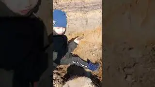 Раскопки. Крестик. Сахалин.