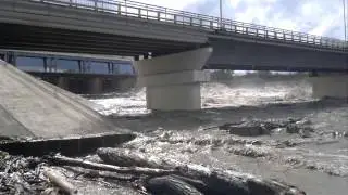 Вид с берега на мост через Белую