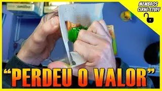 Abrindo o Amiibo Link edição especial 8-BITS original da Nintendo - The Legend of Zelda