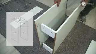 Видео сборка тумба кухонная 200 с бутылочницей