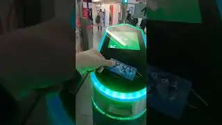 Новые валидаторы на турникетах в Московском метро