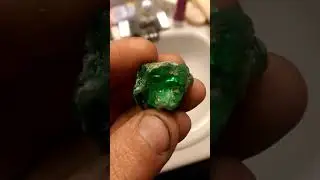 Хромдиопсид.