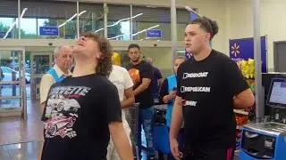 Viscously Screaming In Public Prank!