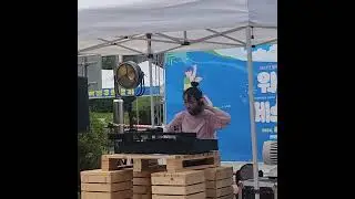 귀엽고,섹시한 디제이