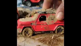 Extreme Mud Off-road SUV, Mercedes Benz G-Wagon, Porsche Cayenne, 1/32 Diecast Model Car Collections
