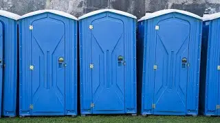 Miny - betalen om te pissen