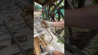 Как легко сделать хомут из арматуры #10 для армирования фундамента 🛤️ 