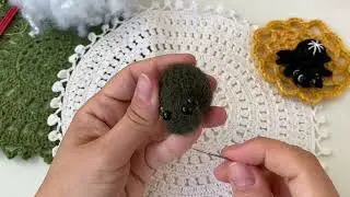 Бесплатный МК. Малыш паучок спицами. Часть 3