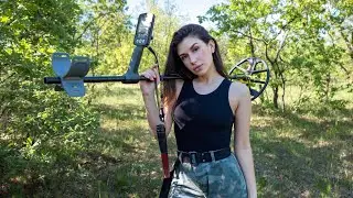 Это невыносимо, все монеты падают в рогатку! Кладоискатель Надежда нашла настоящий клад на копе 2021