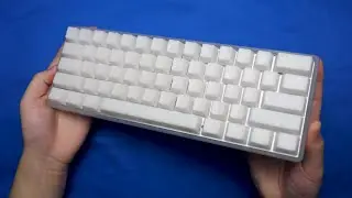 I Built a Keyboard With Extremely Moist POM Keycaps