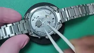 How to change the battery on Fossil BQ2642