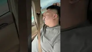 «Думай и богатей», а у Юрца немного другой подход — он спит и видит. 🤔😂