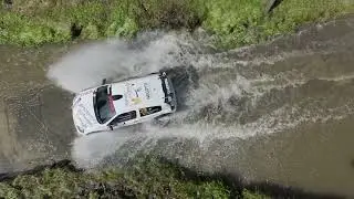Ostre ściganie podczas 33. Marma Rajdu Rzeszowskiego. Słynny watersplash Lubenia