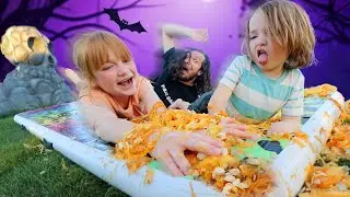 PUMPKiN GUTS WATER SLiDE!! Family challenges inside Mystery Pumpkins! Adley & Niko spooky Drop Test