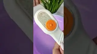 Щётка с дозатором