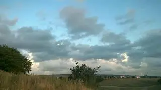КРАСИВЫЕ ОБЛАКА И ЗАКАТ НАД КРЫМОМ - СЪЕМКА на телефон