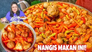 BIBIR JONTOR SAKING PEDESNYA!! PENTOL SICABE YANG SEHARI HABISIN 6 KG CABE RAWIT DI BOGOR!