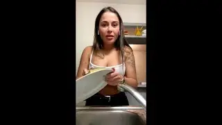 WOMAN Washing Dishes ON PERISCOPE 💓