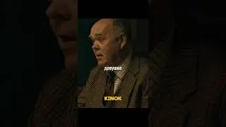 неловкий момент за столом 😆😳 