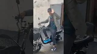 Зимний Монстр поехал на доставки!