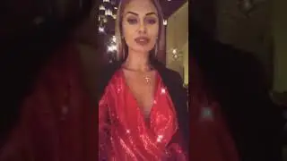 Виктория Боня поет и пританцовывает