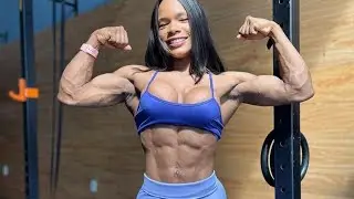 ifbb Carol Cardoso female bodybuilding 2023 carol alvers Mr Olympia 2023 her biceps