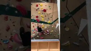 Fishy lips (v4-v6)