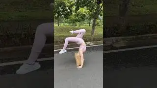 Tebak aku bisa salto seberaha kali sampe kelapa pusing ya?✨🤣