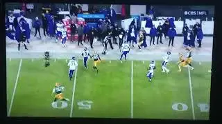 Vikings Jefferson hits ref with helmet