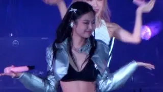 221120 BLACKPINK 블랙핑크 - Forever Young - Jennie 제니 focus 직캠