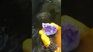 Türkiye'den Çıkan Paha Biçilmez Doğal Taşlar !!