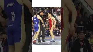 Помните эту легендарную схватку ⁉️