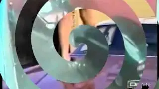 Это просто жесть :-) Бабы за рулем!