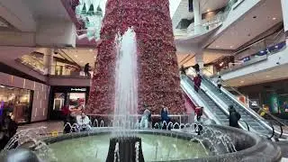 TORONTO EATON CENTRE , HOLIDAY IN TORONTO