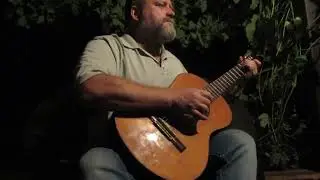 Течет река Волга. Музыка М.Г. Фрадкина. Текст Л.И. Ошанина. Гитара Aria AK-45. Учусь играть заново.