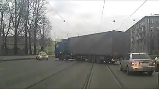 Реакция таксиста...