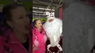 Всю жизнь думаю: Кто жена деда Мороза?