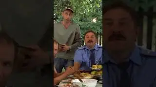 Анатолича забирают в полицию😂 [Сваты] #юмор #ржака #сериал #угар #кино #сваты #смех #прикол #фильмы