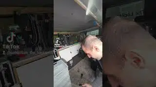 2021 Volkswagen Transporter having the same steering lock fault as the old ones. 