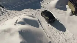 Der neue Suzuki e VITARA - Schneefahrbahn