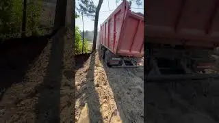 Привезли песок 20 кубов 24 000 руб. ￼