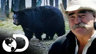 Conviviendo con animales salvajes | Vidas remotas | Discovery Latinoamérica