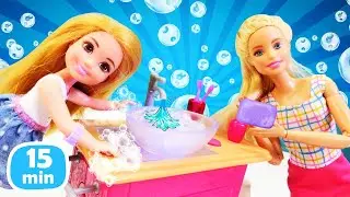 Aprendiendo a lavarse las manos con Barbie y Evi. Juegos con muñecas Barbie